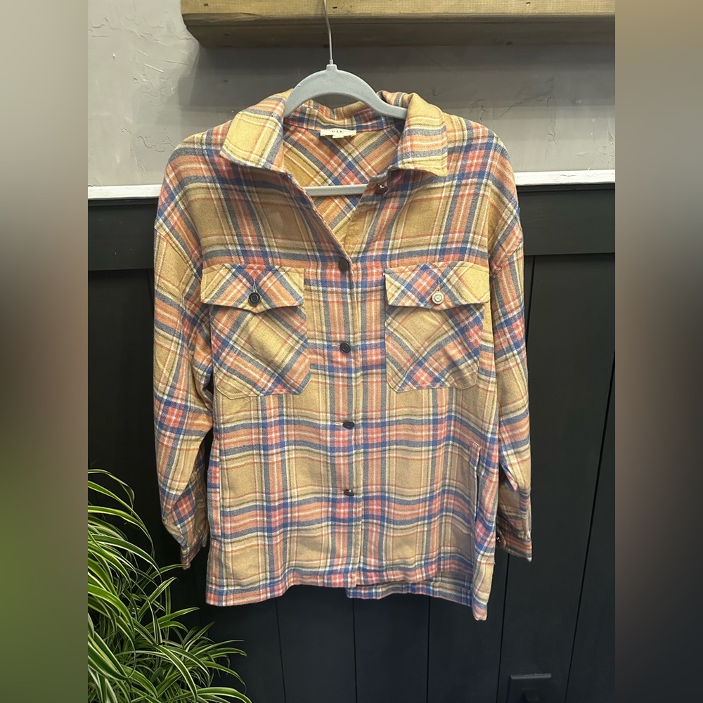 OTT Pink Tan Blue Adorable Plaid Button-Up‎ Shirt size Medium